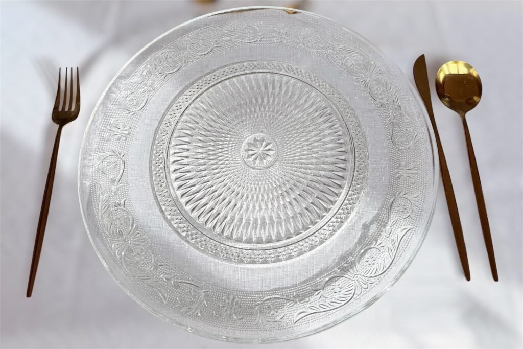 Platzteller - Kristallglas / gemustert (D33 cm)