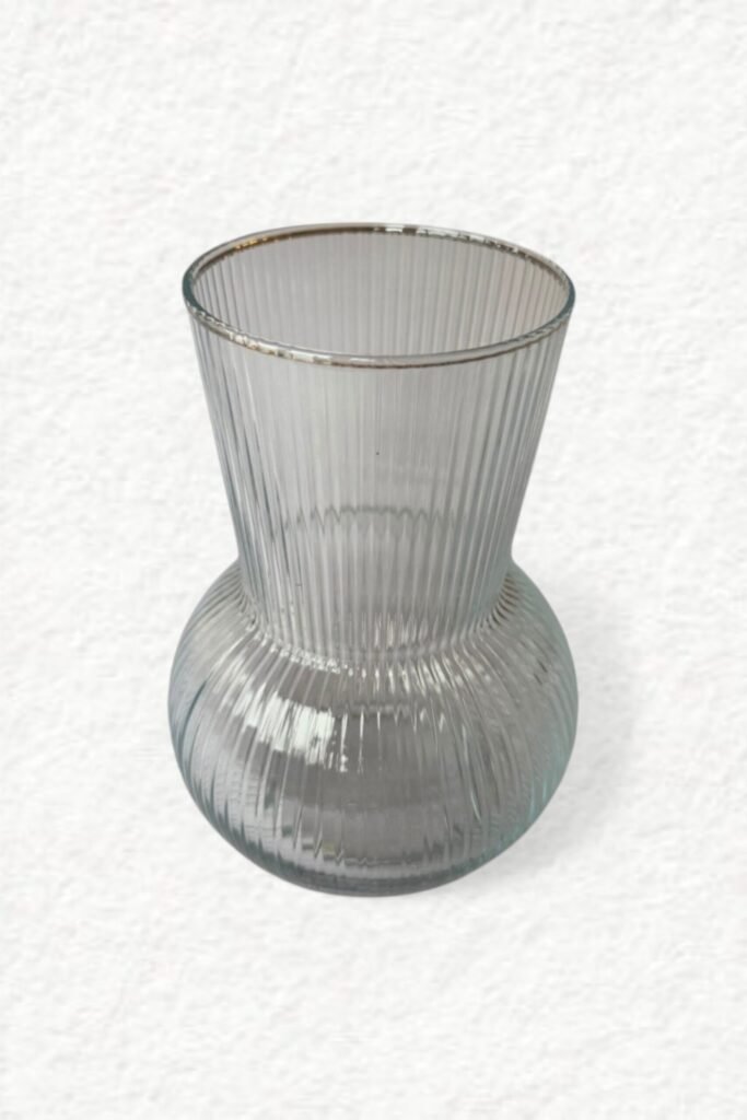 Vase - Glas / geriffelt (H17 x 12 x 7 cm)