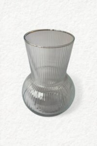 Vase - Glas geriffelt (H17 x 12 x 7 cm)