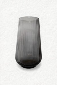 Vase - Glas grau geriffelt (H19 x 10 x 8 cm)
